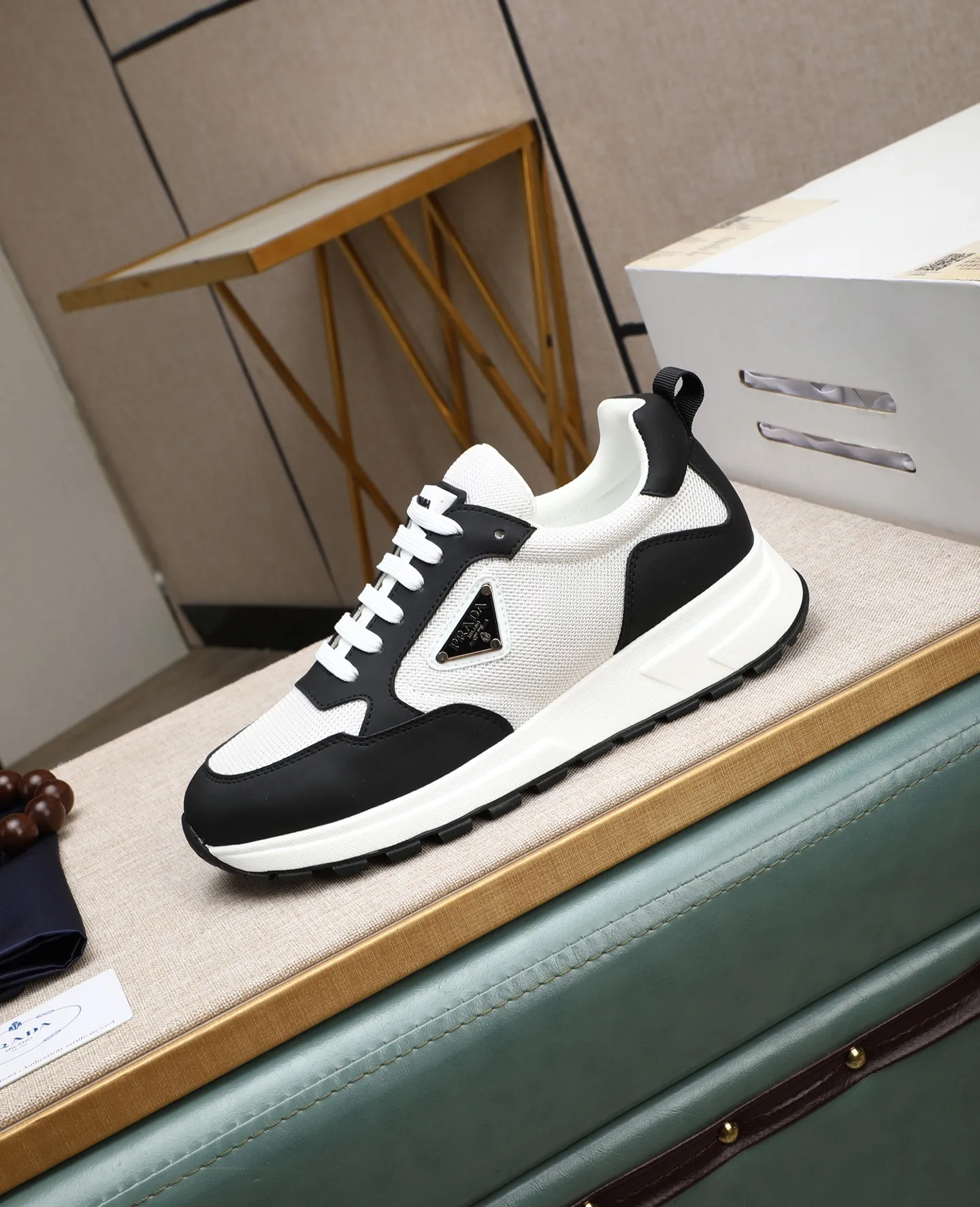 Men's shoes 💰540 🌹🌹[PRADA—Prada] latest model 🙈original replica! 👟👟👟Available here. The workmanship is top-notch. The upper is made from Italy. 🇮🇹Imported first-layer cowhide. ❗️Breathable cowhide lining@Suitable for travel. The original version has an enlarged engraved sole, making it suitable for all kinds of travels, showing low-key luxury. Let quality speak for itself. Color: Size: 38-44